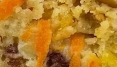 Baked Oatmeal with Carrots and Fruits
