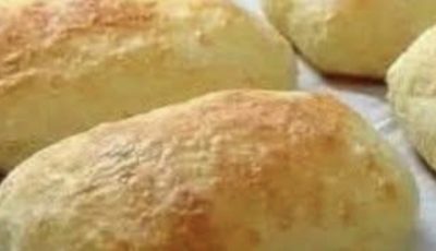 Say goodbye to store-bought bread with this super simple, no-knead, no-eggs