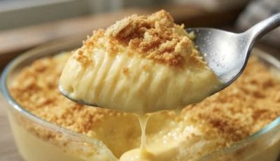 Golden Crumble Custard Delight