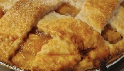 Classic Southern Peach Pie