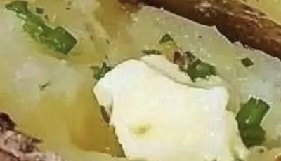 The Ultimate Baked Potato Recipe: Crispy Skin, Fluffy Inside, and Loaded with Flavor
