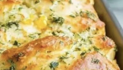 Cheesy Herb Pull-Apart Bread